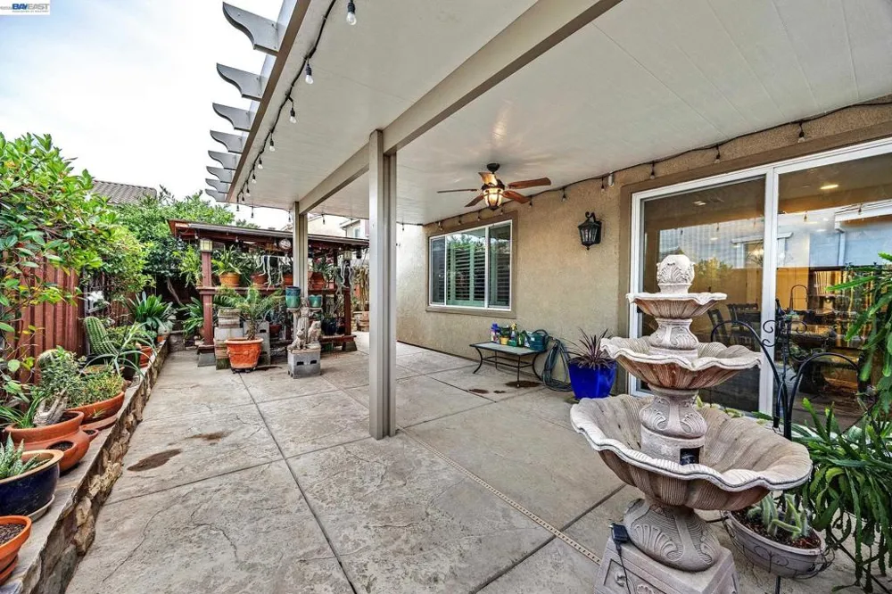 7001 Sitka Court Vacaville, CA 95687