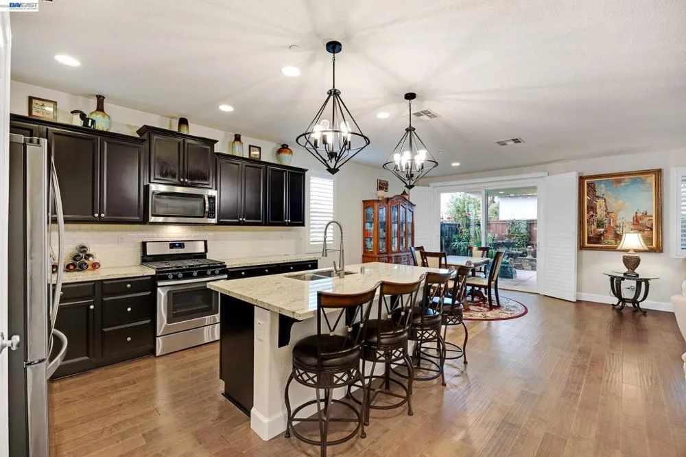 7001 Sitka Court Vacaville, CA 95687