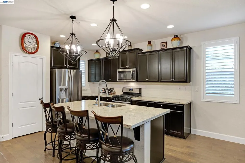7001 Sitka Court Vacaville, CA 95687