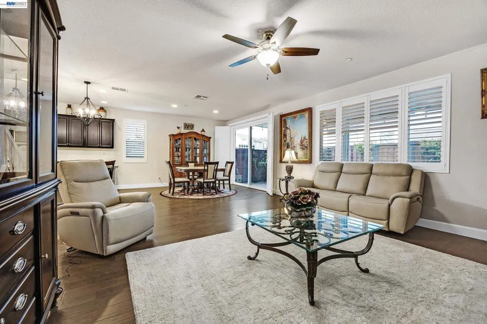 7001 Sitka Court Vacaville, CA 95687