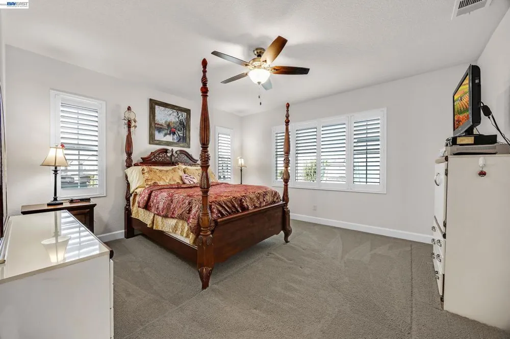 7001 Sitka Court Vacaville, CA 95687