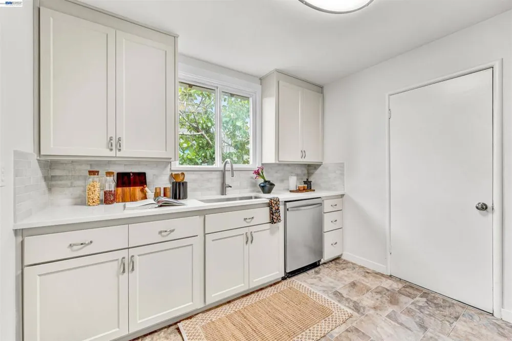 5437 Colusa Ave Richmond, CA 94804