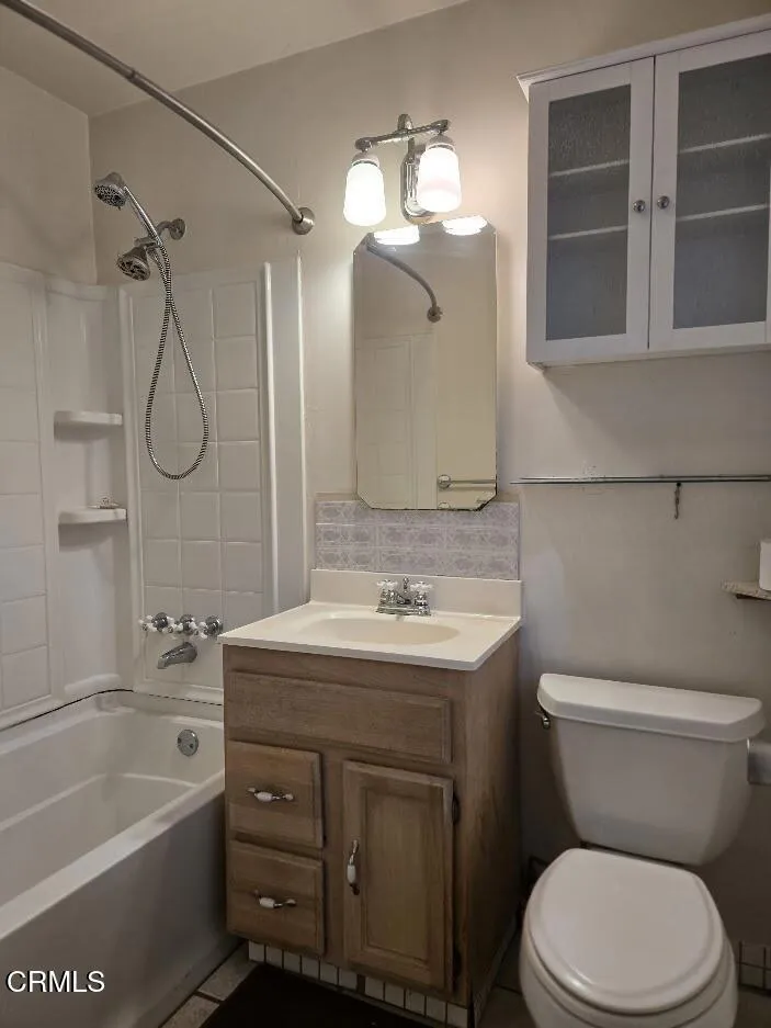 5106 LARKSPUR DRIVE Ventura, CA 93001