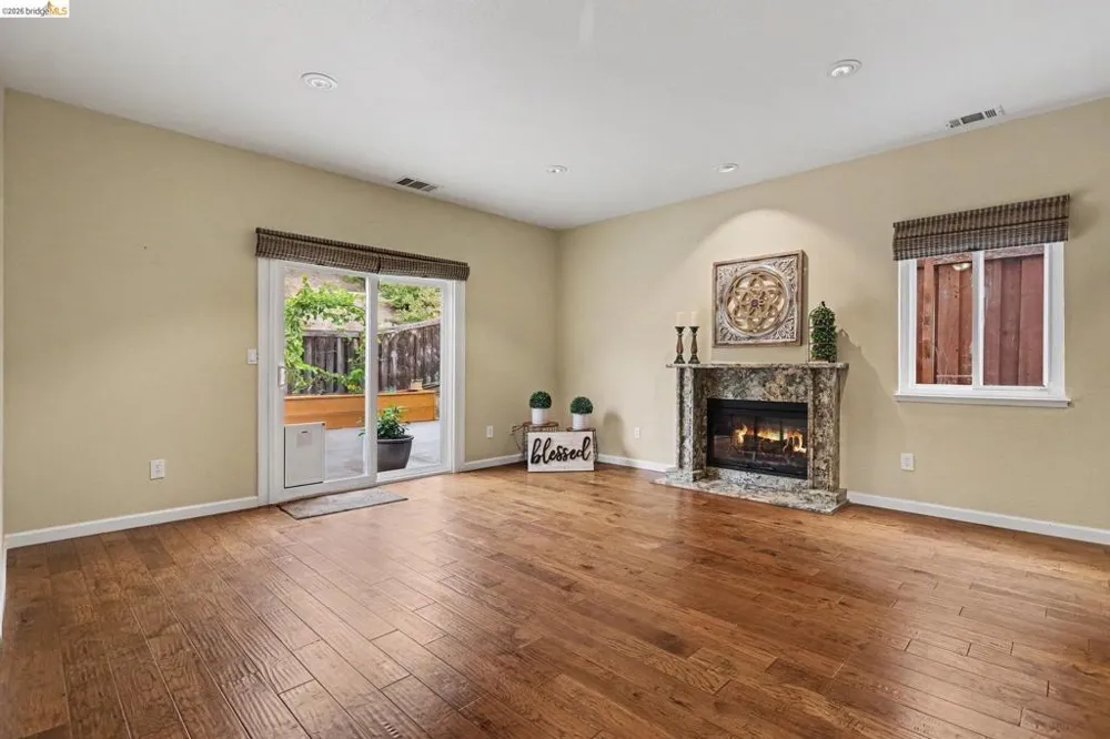 1164 Legend Cir Vallejo, CA 94591