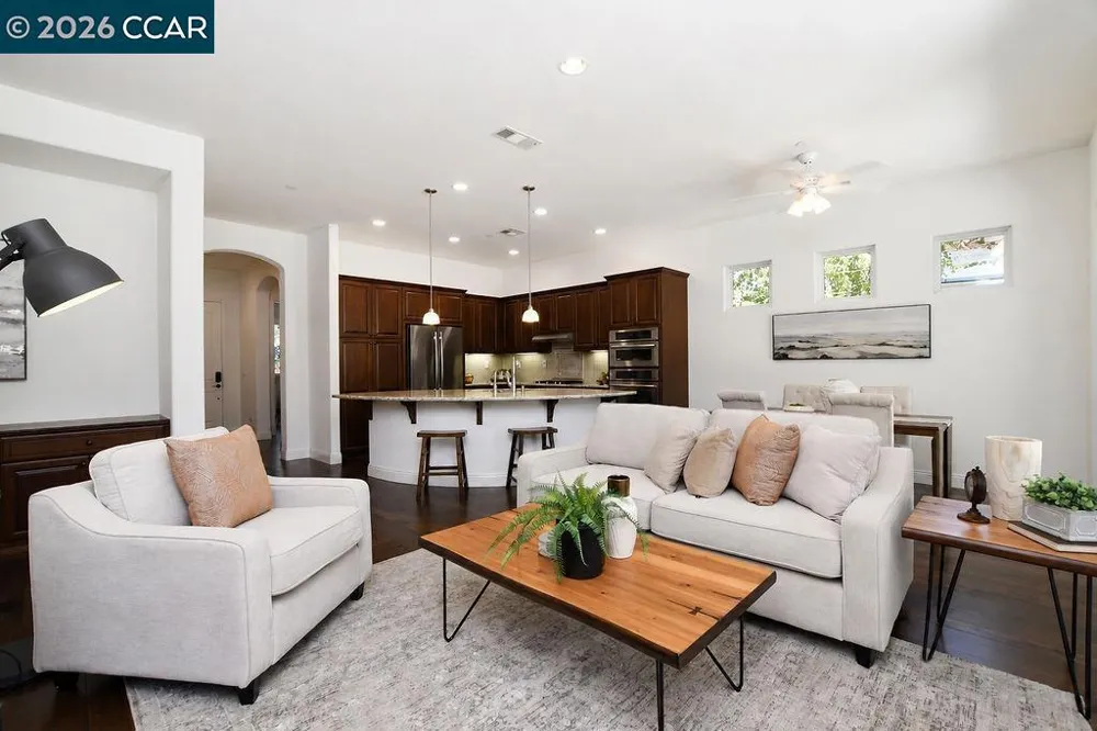 1083 Pomerol Cir Brentwood, CA 94513