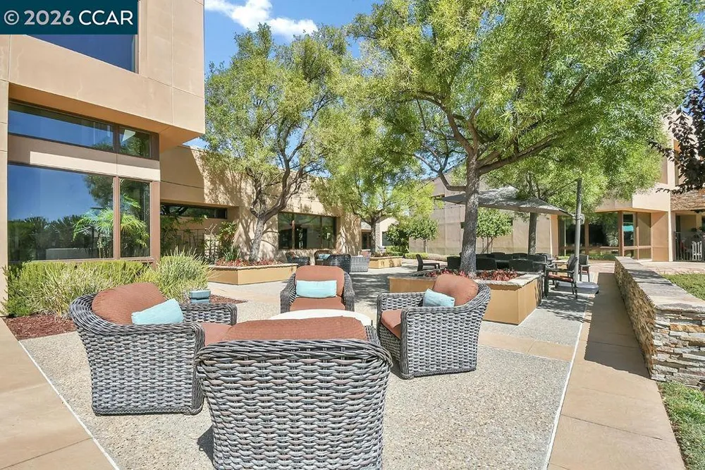 1083 Pomerol Cir Brentwood, CA 94513