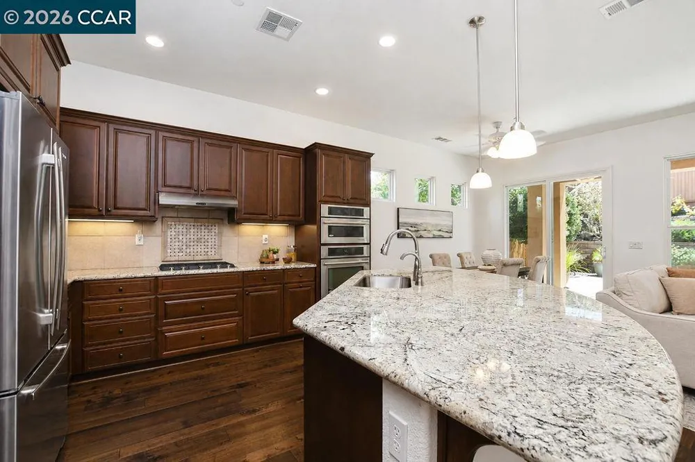 1083 Pomerol Cir Brentwood, CA 94513