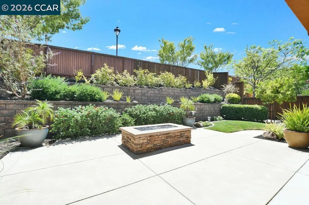 1083 Pomerol Cir Brentwood, CA 94513