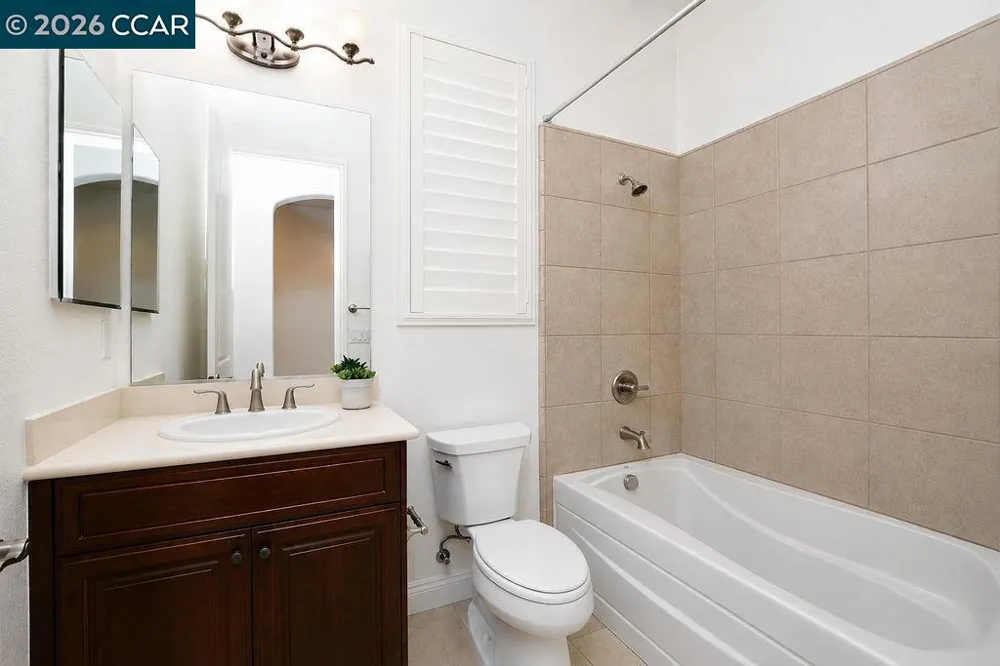 1083 Pomerol Cir Brentwood, CA 94513