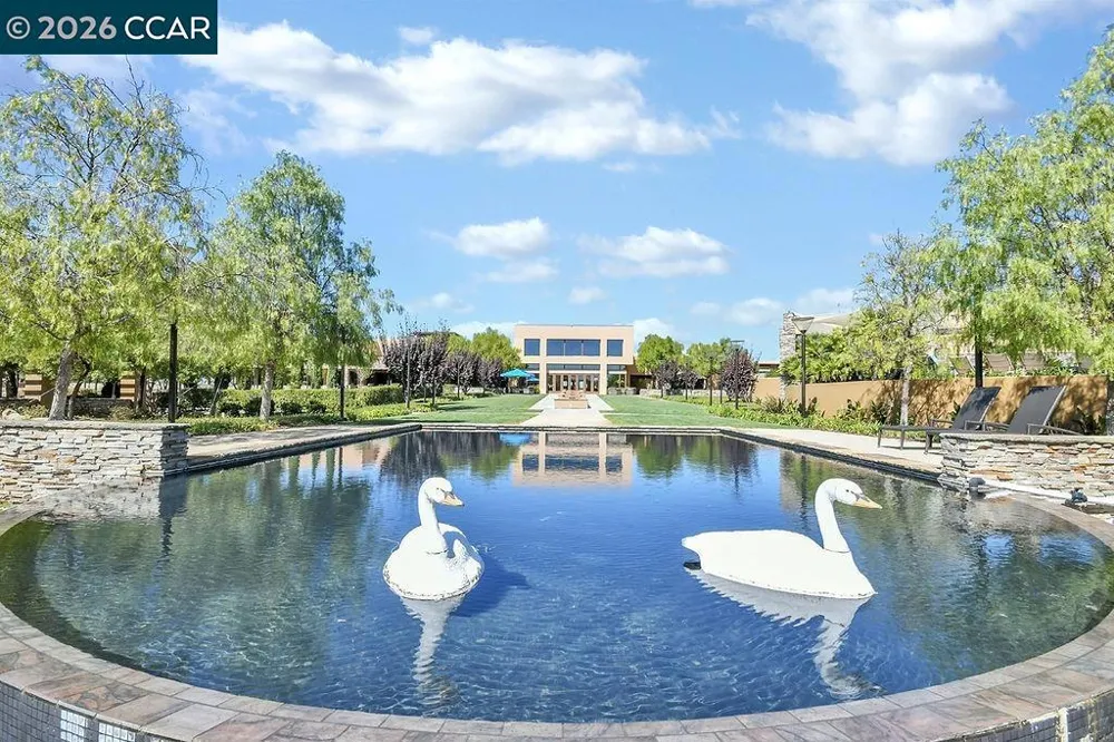 1083 Pomerol Cir Brentwood, CA 94513