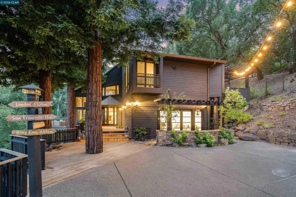 16 Valley View Ln Orinda, CA 94563