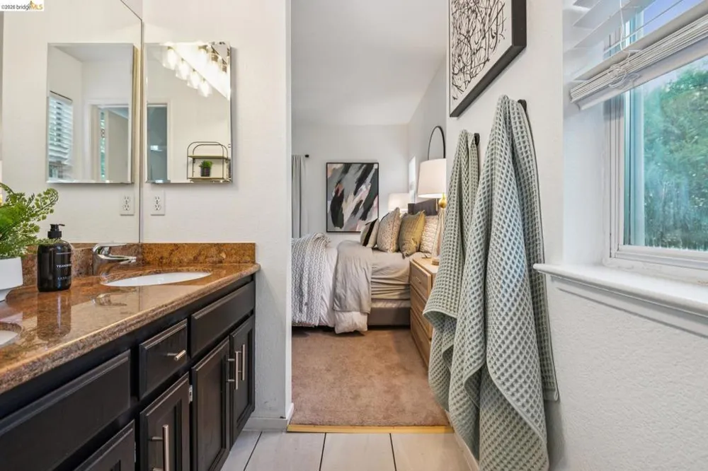 255 Florence Ct Hercules, CA 94547