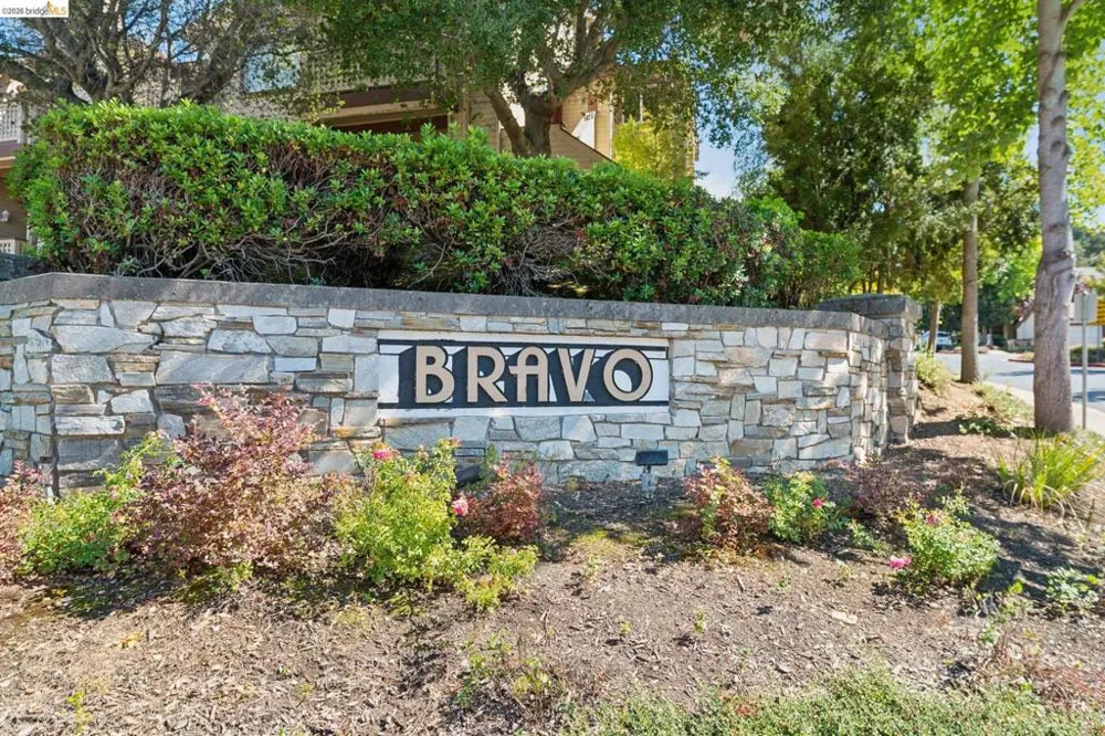 255 Florence Ct Hercules, CA 94547