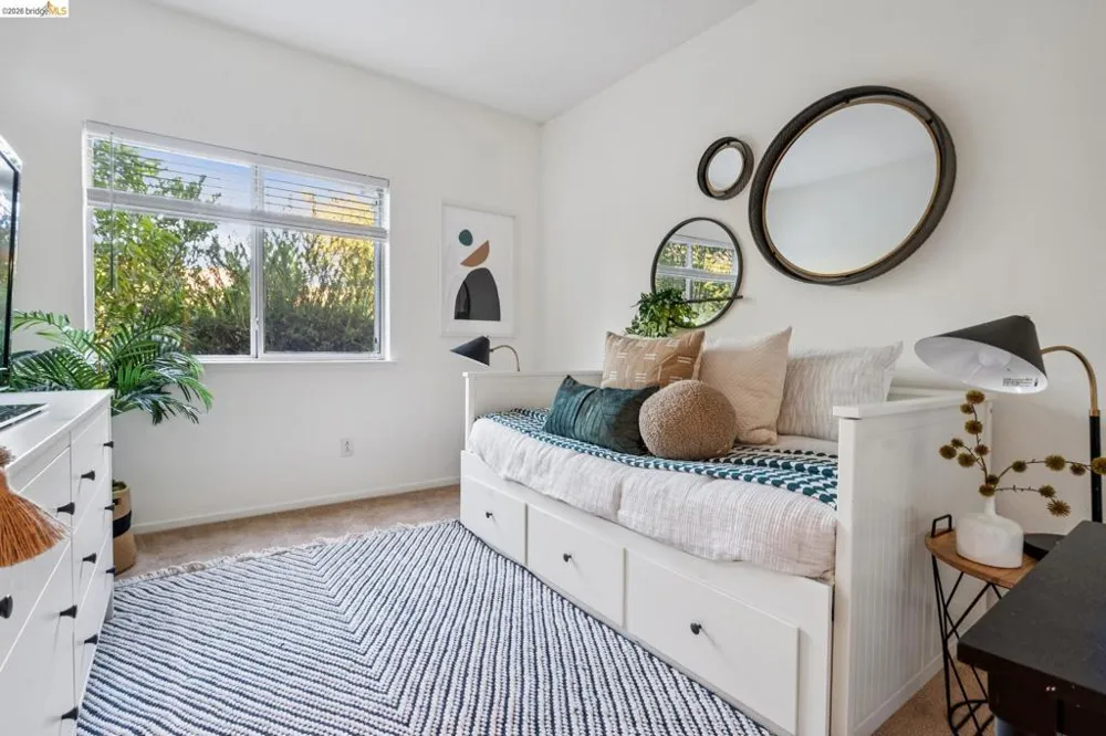 255 Florence Ct Hercules, CA 94547