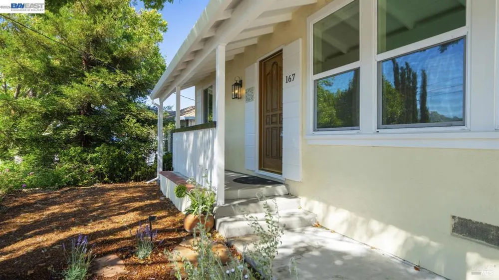 167 El Bonito Benicia, CA 94510