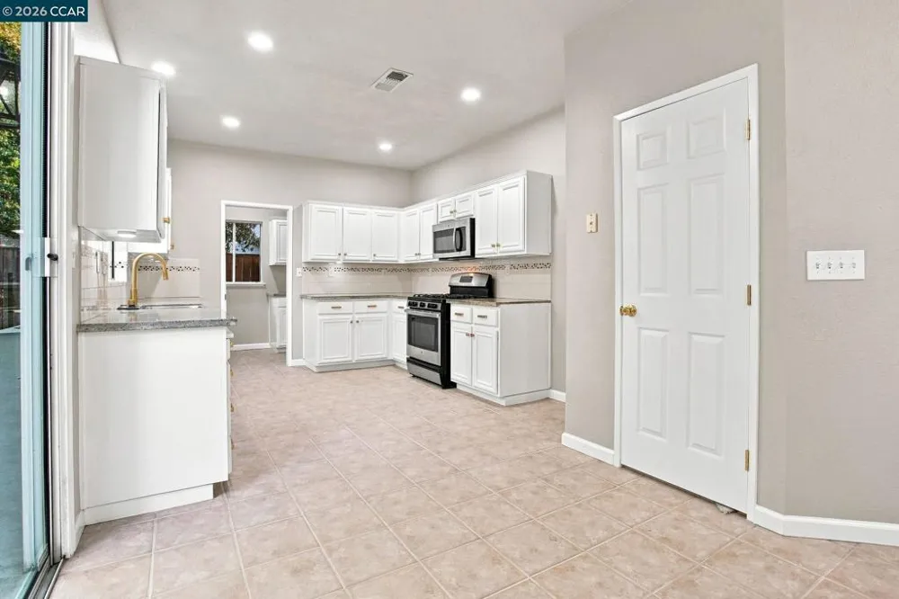 5683 Vintage Cir Stockton, CA 95219