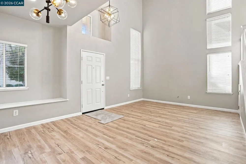 5683 Vintage Cir Stockton, CA 95219