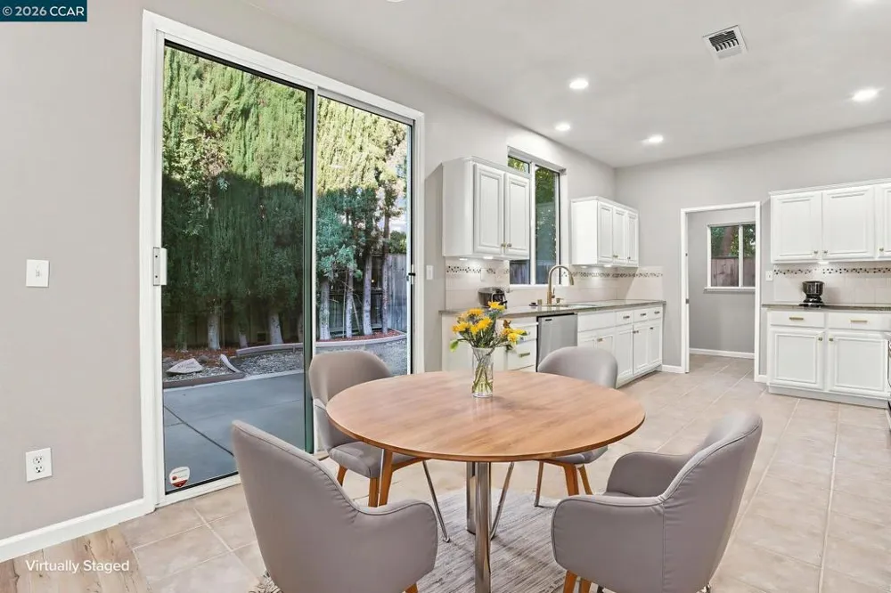 5683 Vintage Cir Stockton, CA 95219