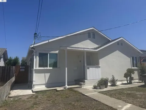 1632 Wayne Ave