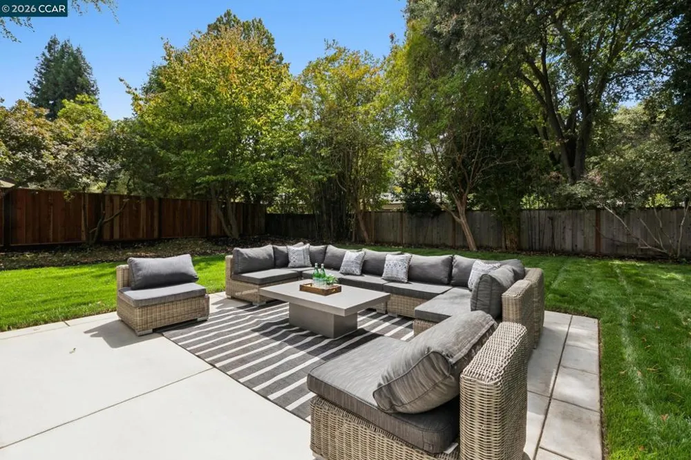 2421 Danville Blvd Alamo, CA 94507