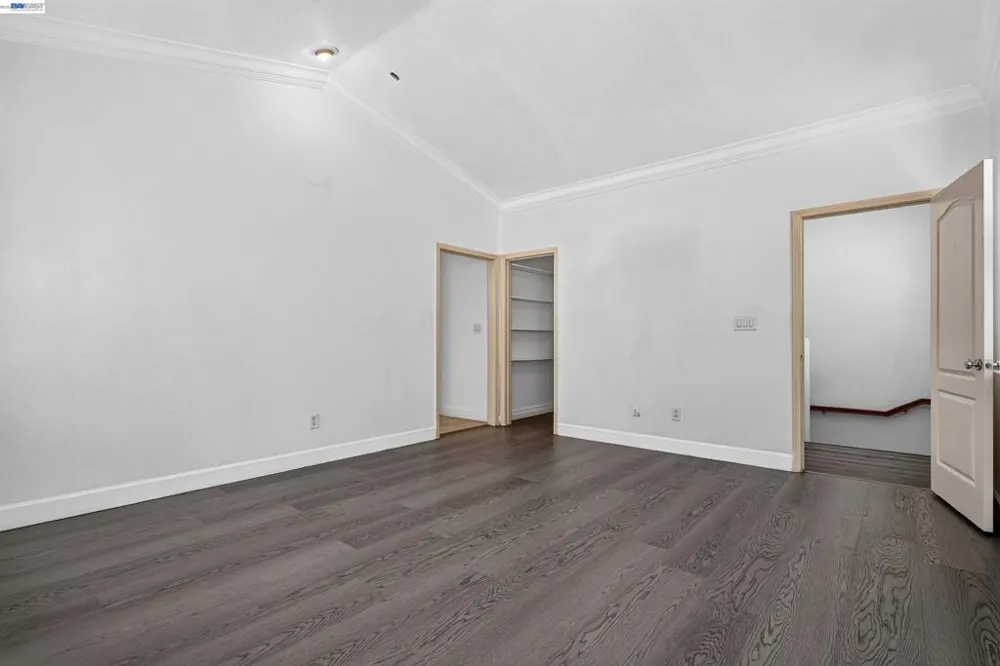 866 Bridgeway Cir El Sobrante, CA 94803