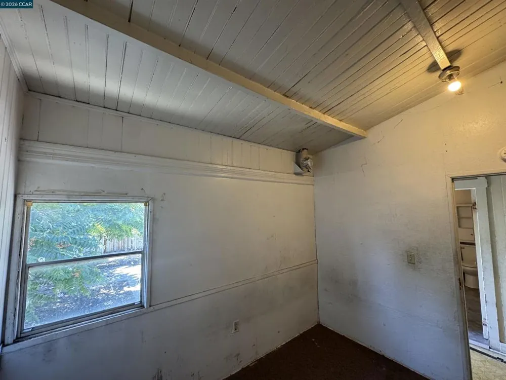 3513 Adeline St Oakland, CA 94608