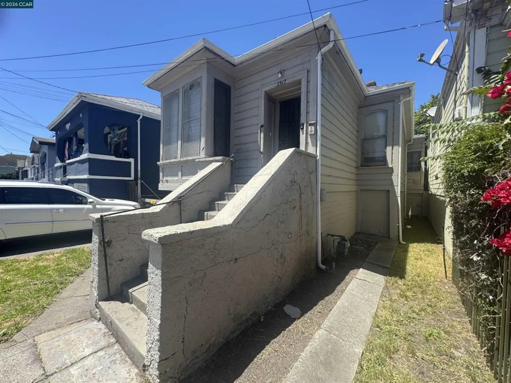 3513 Adeline St Oakland, CA 94608