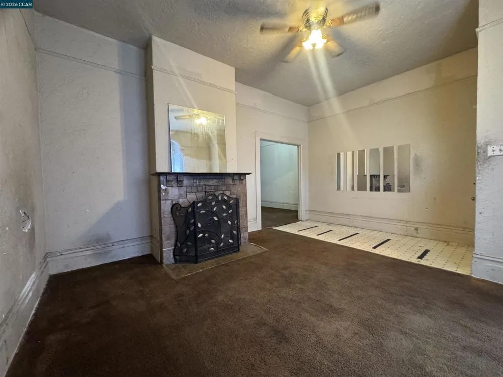 3513 Adeline St Oakland, CA 94608