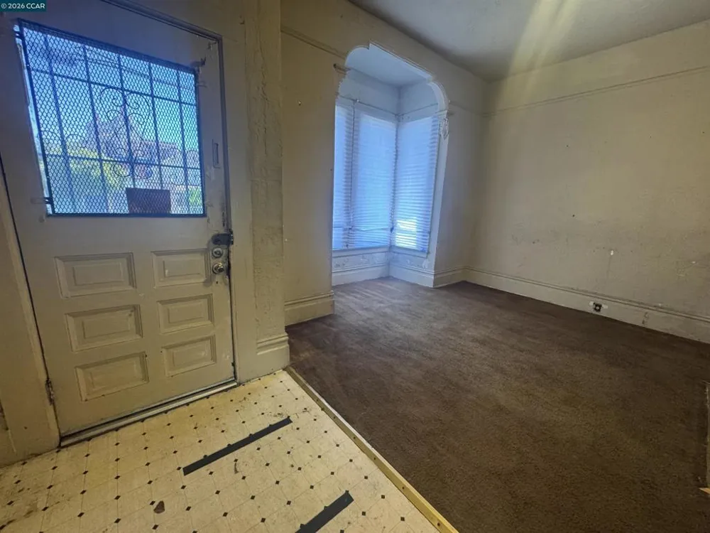 3513 Adeline St Oakland, CA 94608