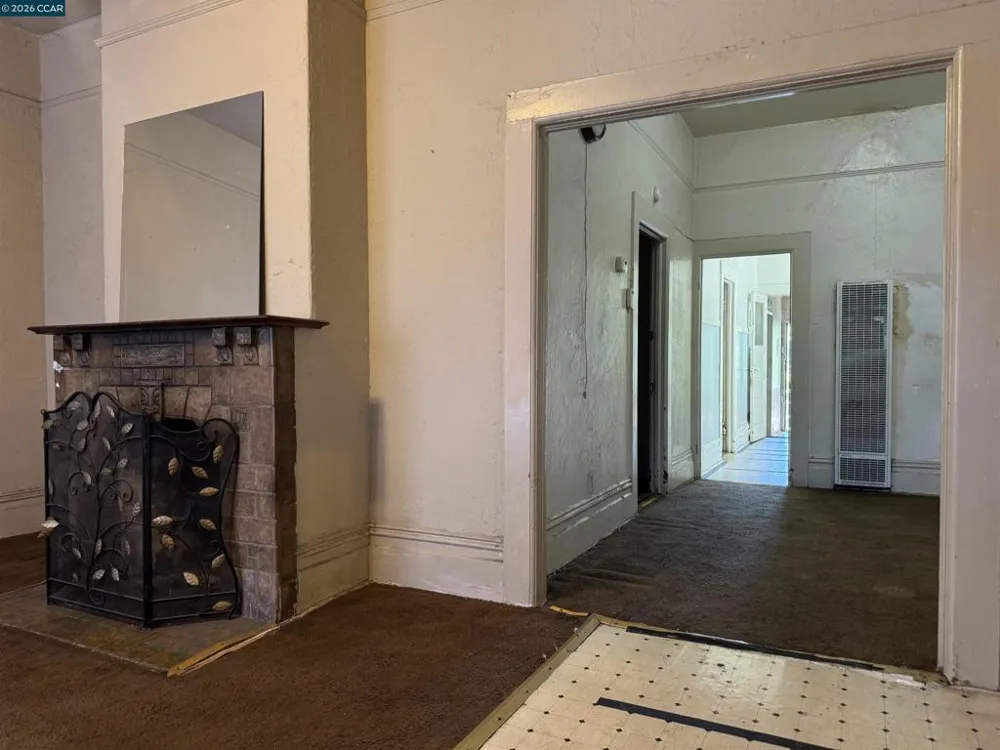 3513 Adeline St Oakland, CA 94608