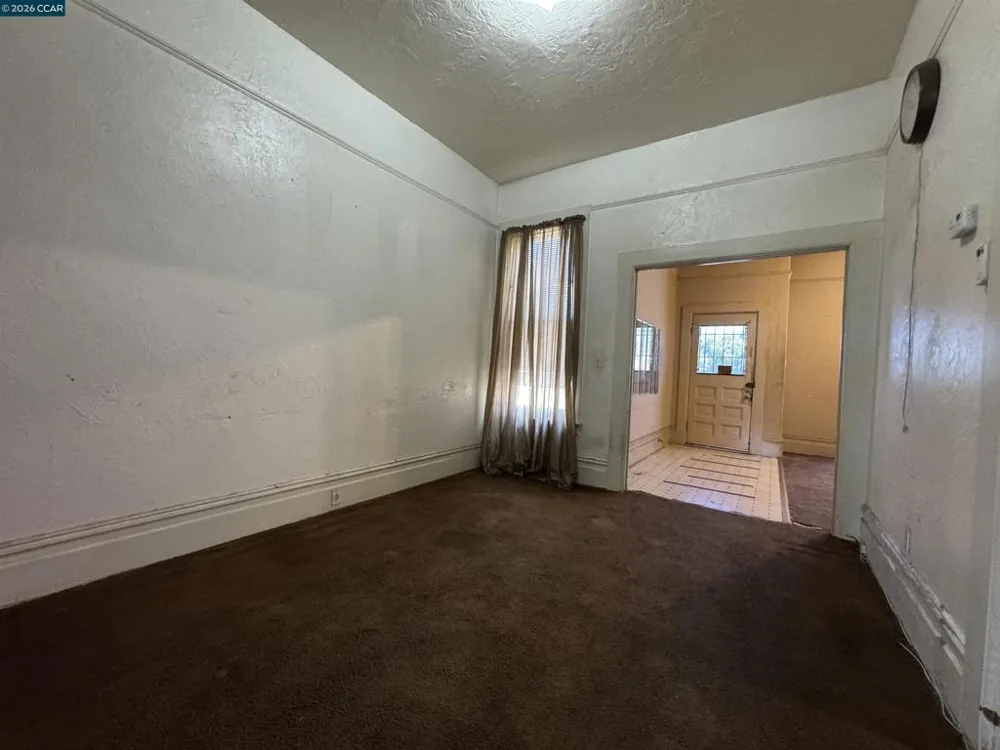 3513 Adeline St Oakland, CA 94608
