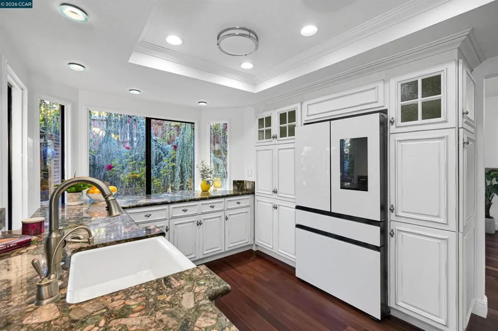 100 Opal Ct Hercules, CA 94547