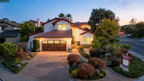 100 Opal Ct