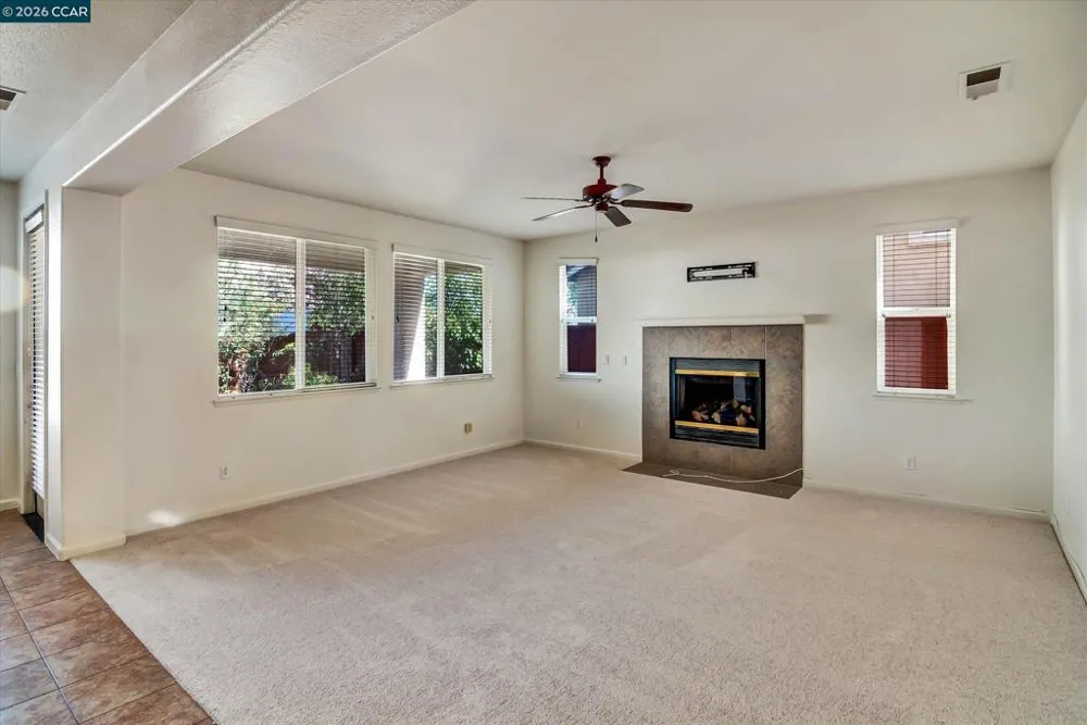 30 Echo Ct Patterson, CA 95363
