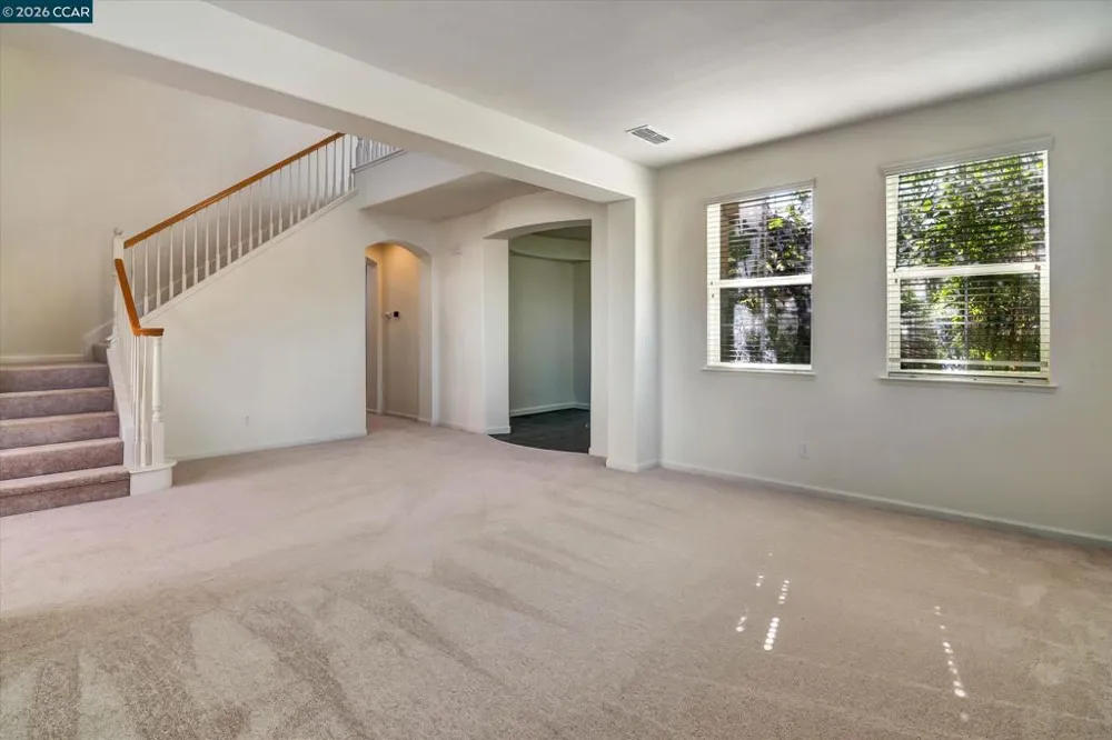 30 Echo Ct Patterson, CA 95363