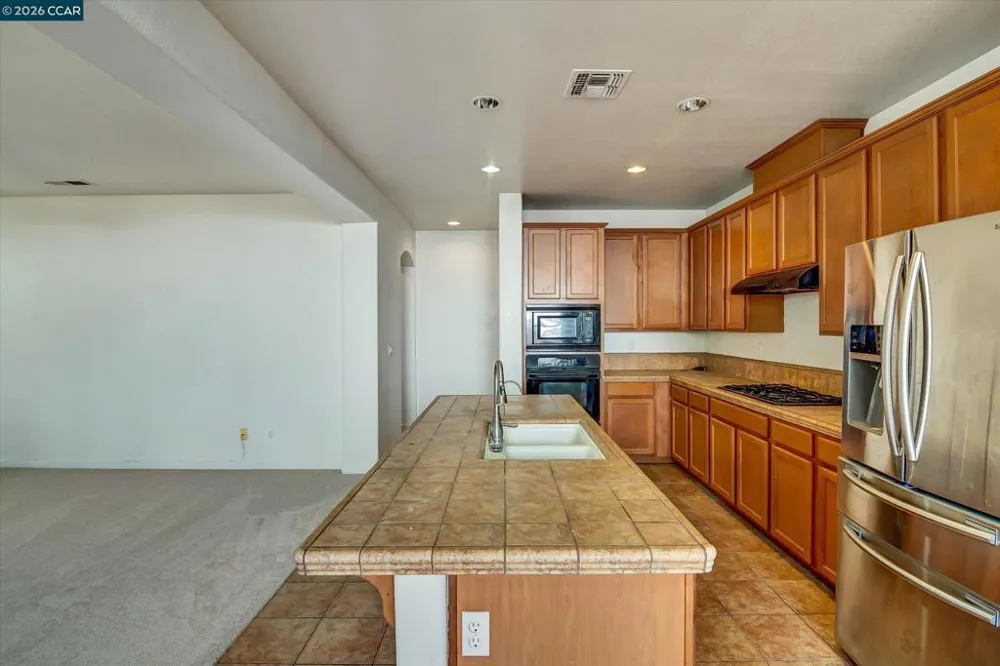 30 Echo Ct Patterson, CA 95363