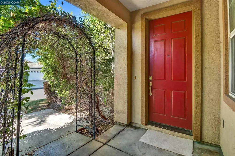 30 Echo Ct Patterson, CA 95363