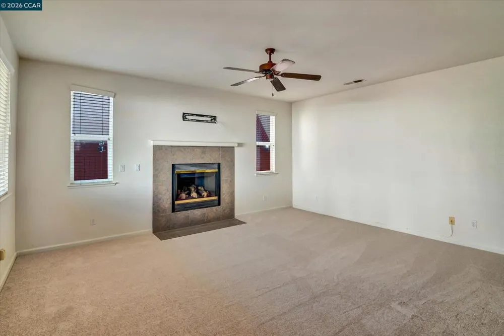 30 Echo Ct Patterson, CA 95363