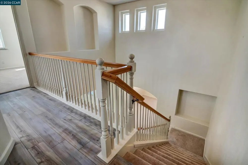 30 Echo Ct Patterson, CA 95363