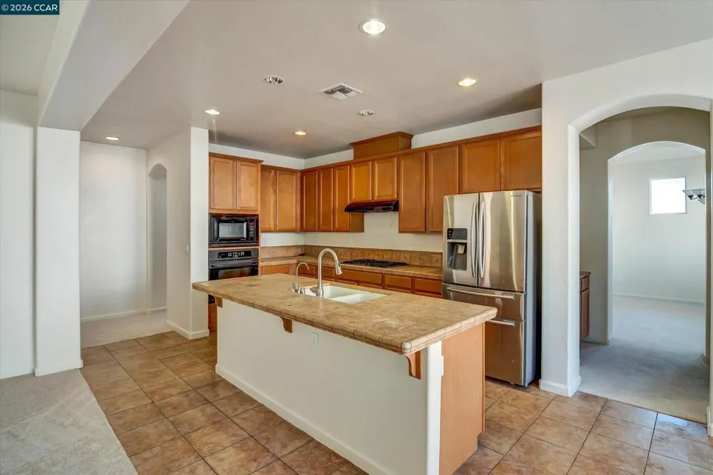 30 Echo Ct Patterson, CA 95363