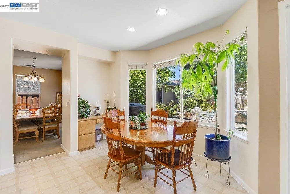 4746 Mammouth Ln Oakley, CA 94561