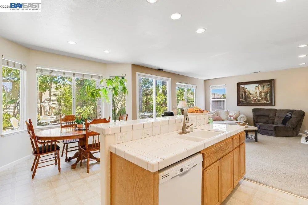 4746 Mammouth Ln Oakley, CA 94561