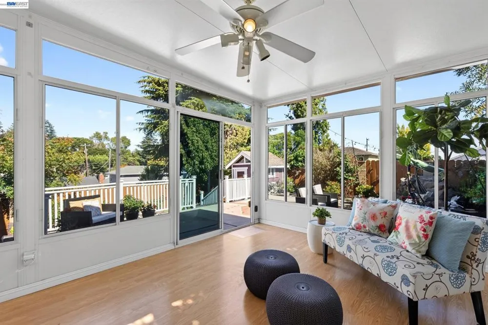 2464 Mikemary Ct Castro Valley, CA 94546