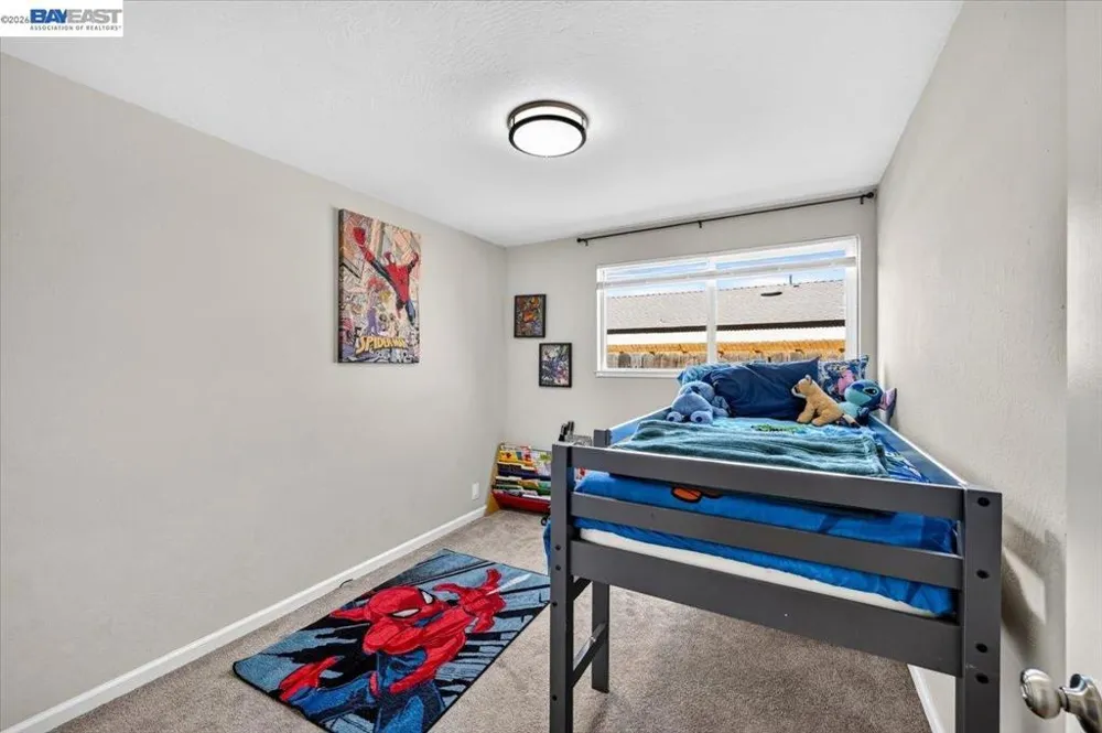 982 Ventura Ave Livermore, CA 94551