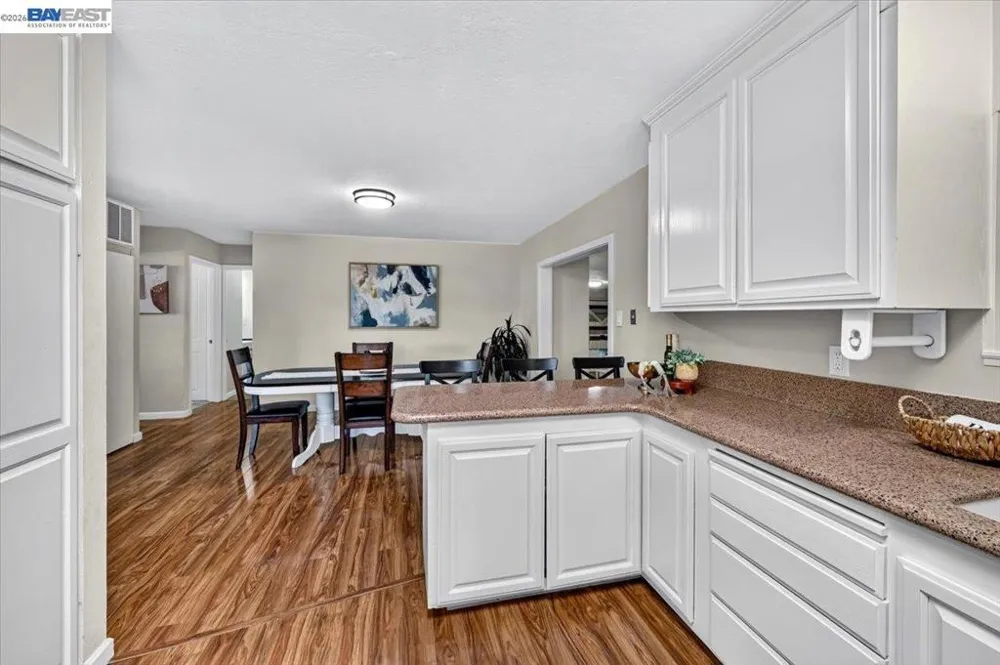 982 Ventura Ave Livermore, CA 94551