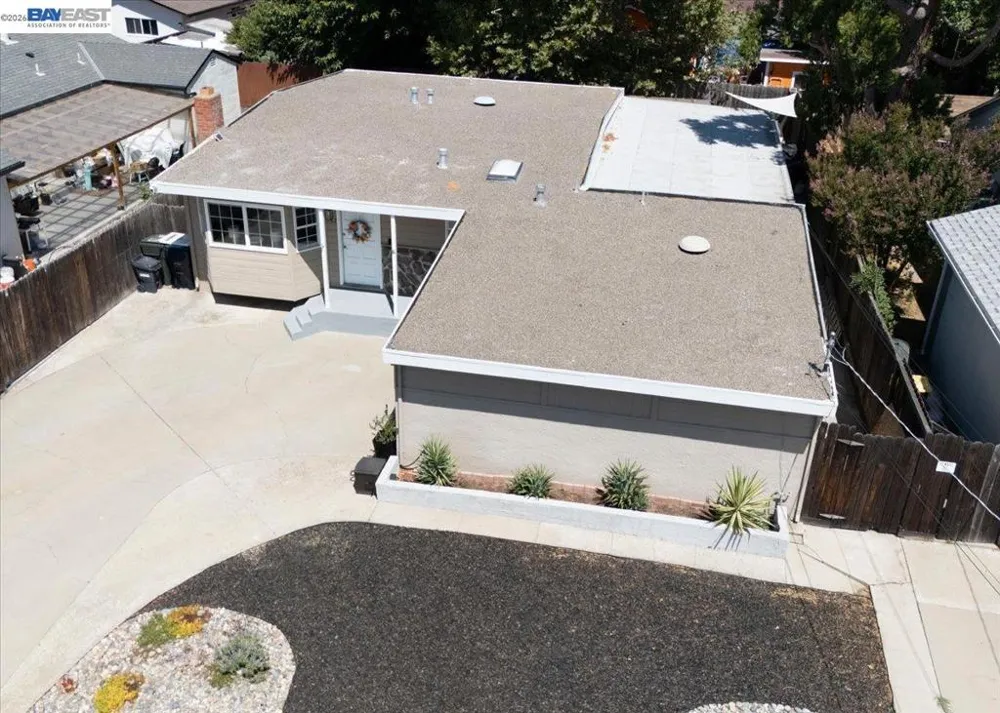 982 Ventura Ave Livermore, CA 94551