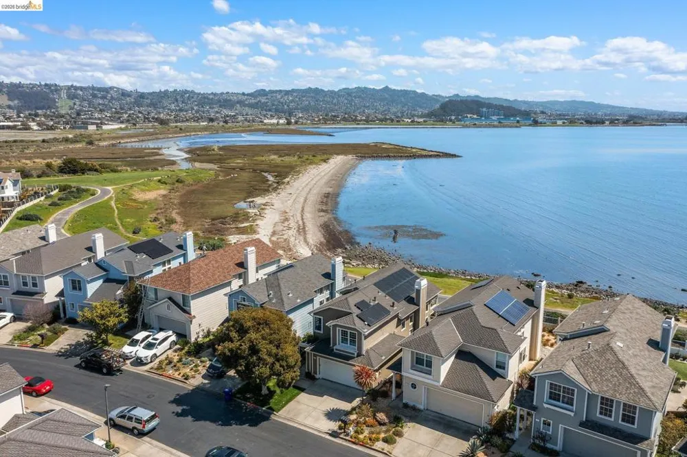 65 Seagull Dr Richmond, CA 94804