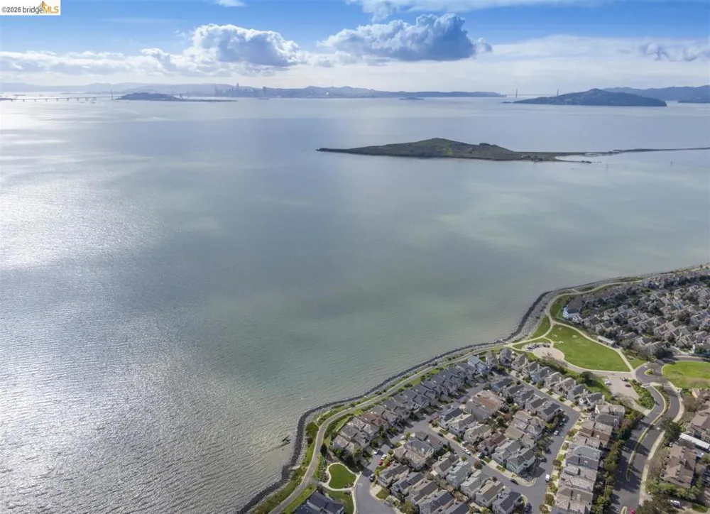 65 Seagull Dr Richmond, CA 94804