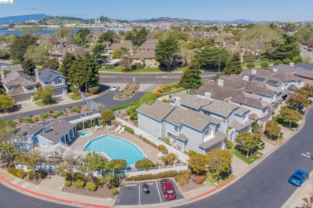65 Seagull Dr Richmond, CA 94804