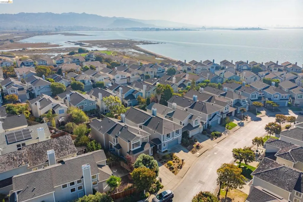 65 Seagull Dr Richmond, CA 94804